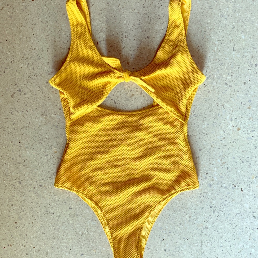 One Piece swim suit XS